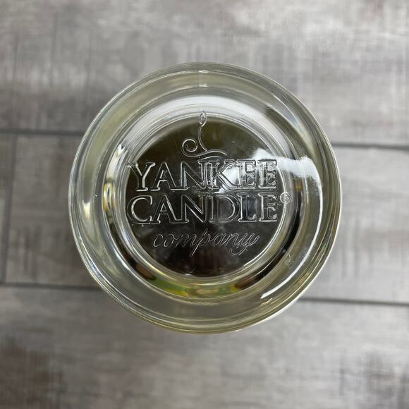 NIB YANKEE CANDLE Holiday Bayberry Large Jar Housewarmer 22oz Black Band Unused - Picture 2 of 7